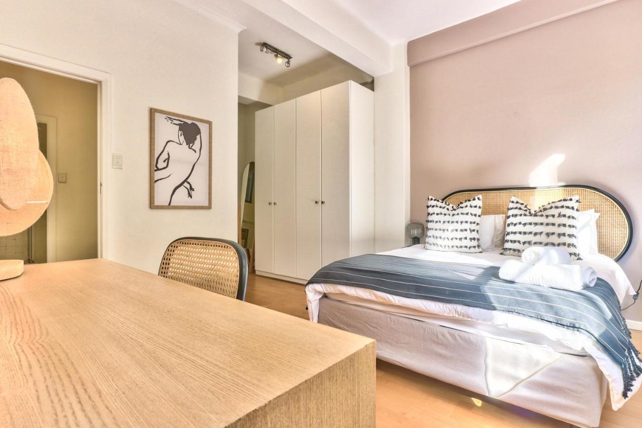 The Piazza 1 Bedroom Spacious With Study