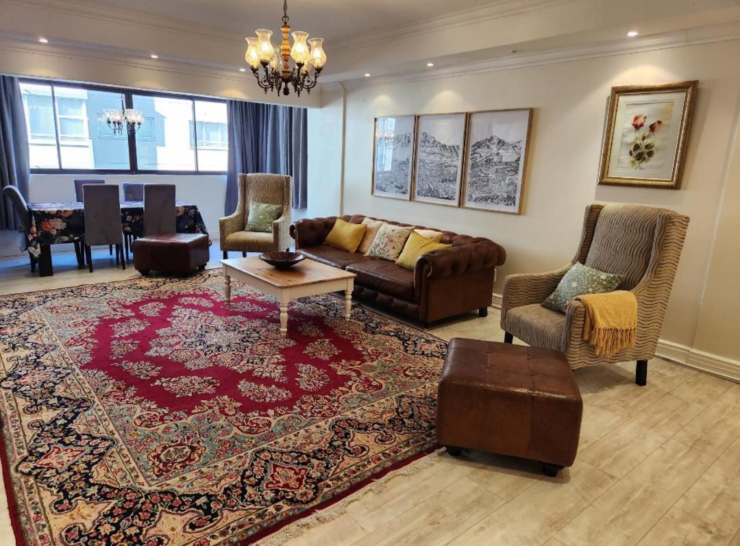Apartment Centrally Vacation Home In Beach Road