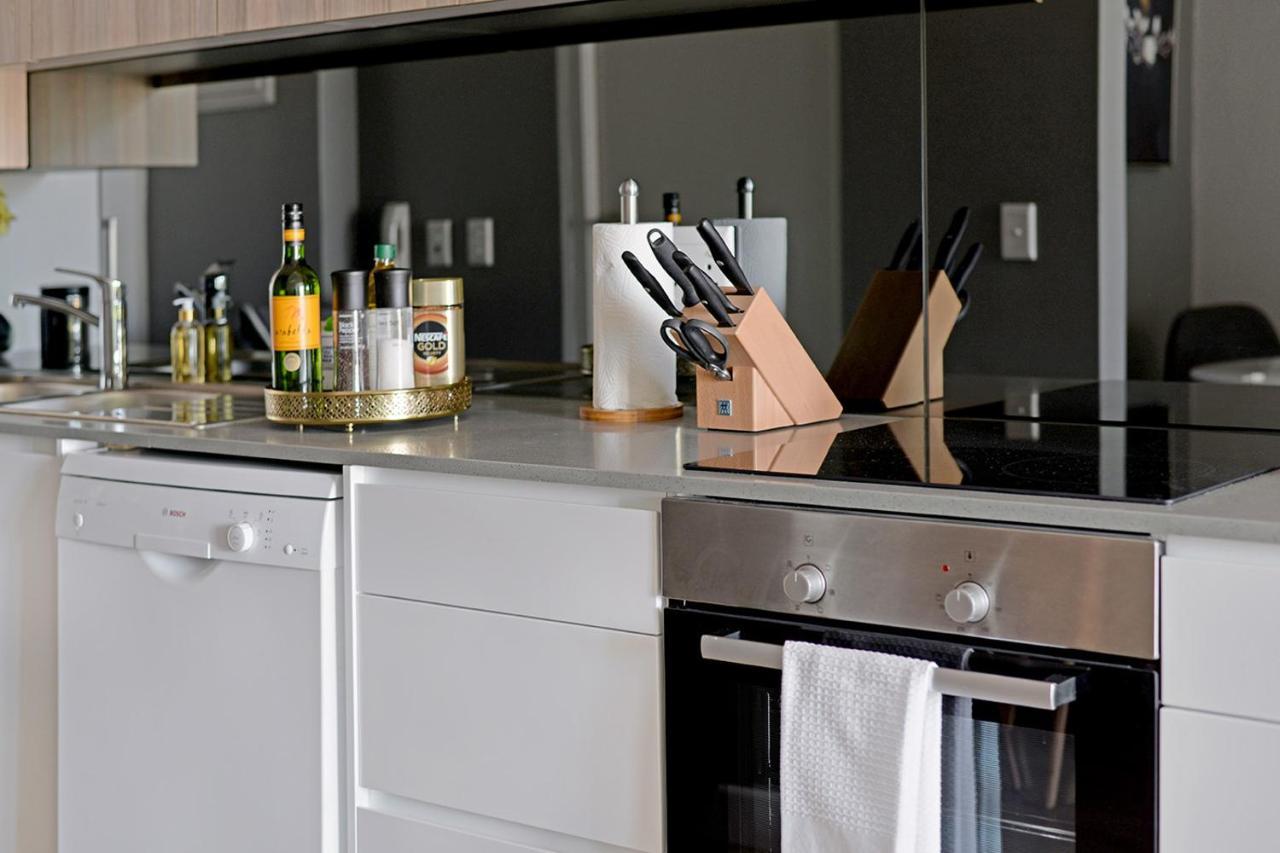 Apartment Margot - Luxury Apartment, City, Ocean & Mountain Views!