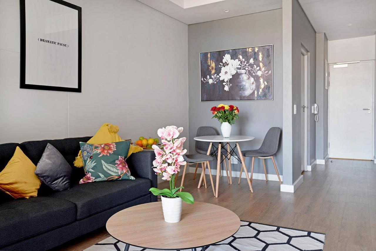 Margot - Luxury Apartment, City, Ocean & Mountain Views! Apartment *