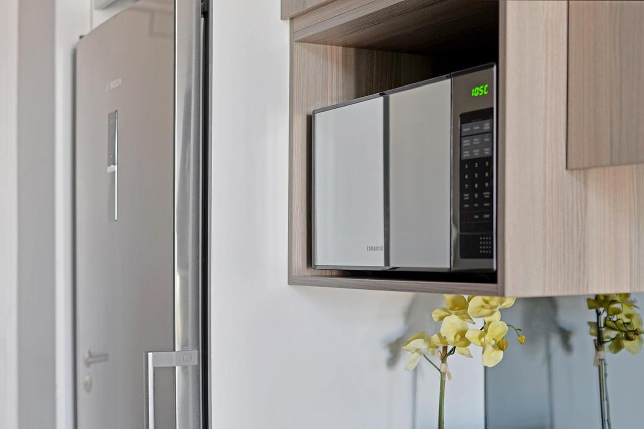 Apartment Margot - Luxury Apartment, City, Ocean & Mountain Views!