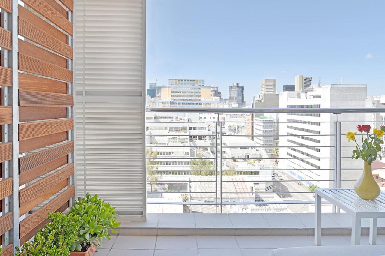 Margot - Luxury Apartment, City, Ocean & Mountain Views! Apartment Cape Town
