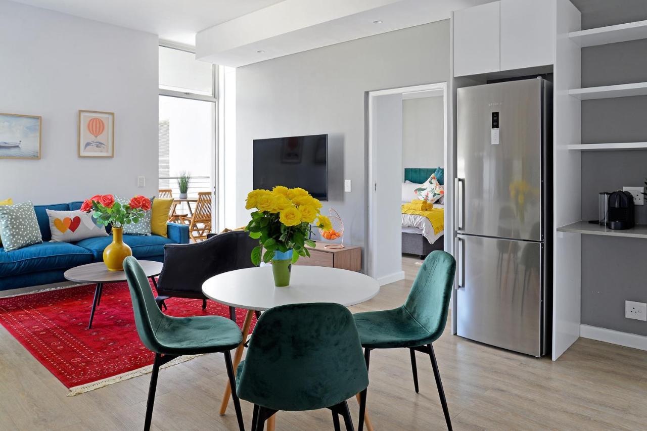 Apartamento Leila - Centre Apartment, Stunning Mountain & Views