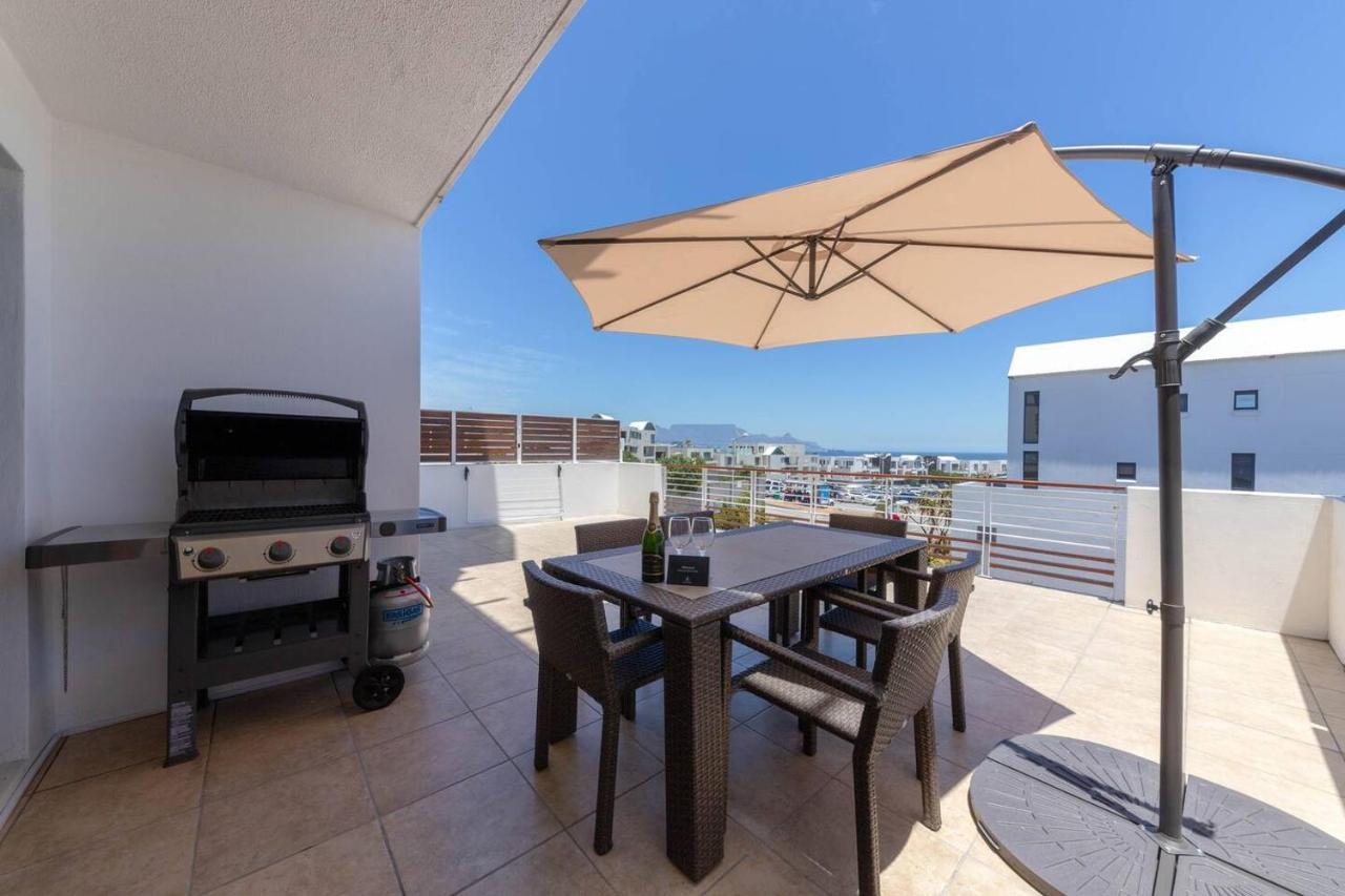 Apartment Modern Loadshedding Free In Azure 22 Cape Town