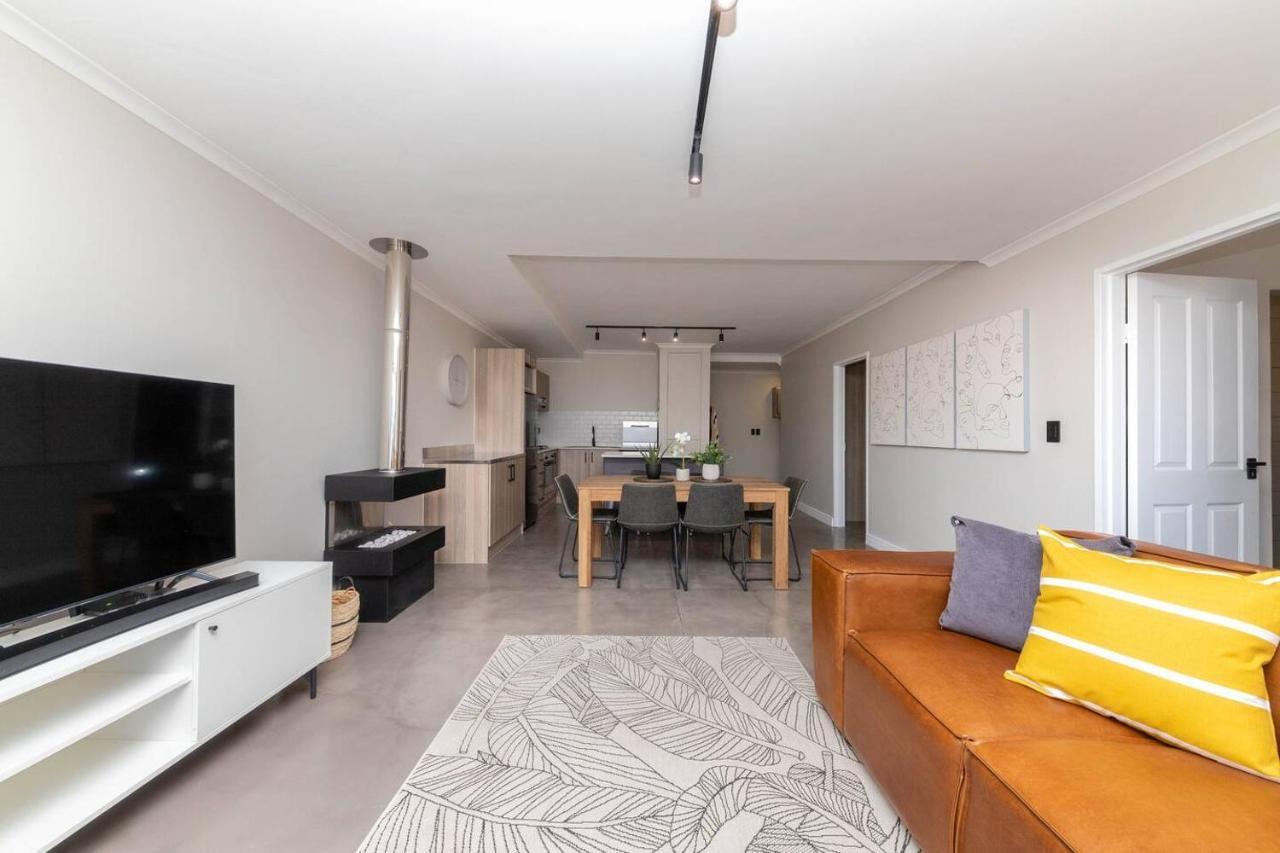 Modern Loadshedding Free In Azure 22 Apartment