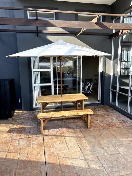 Apartment Lower 62 Cape Town
