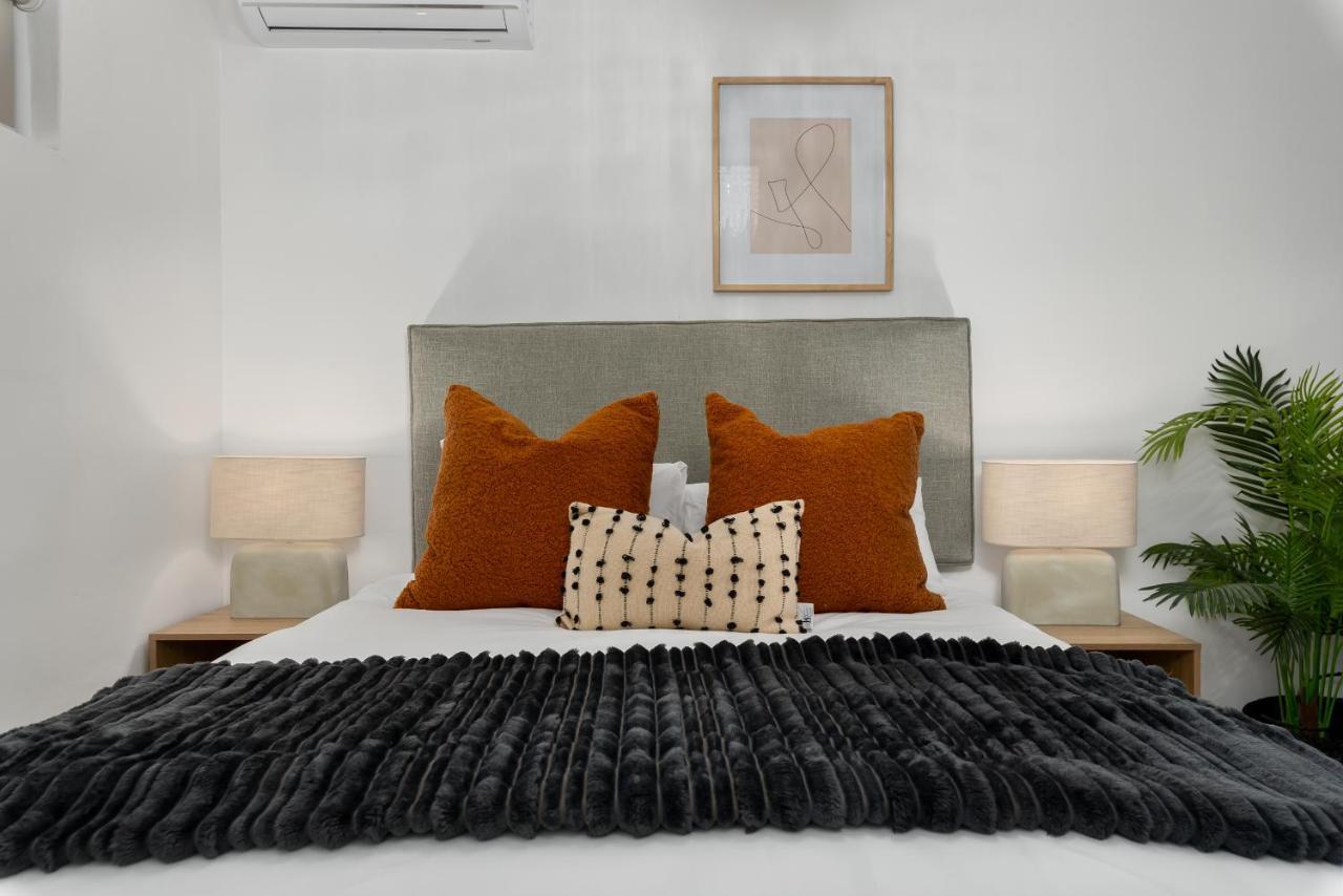 Luxury Oasis, Lifestyle Villa, Pool & Gym Holiday home Cape Town