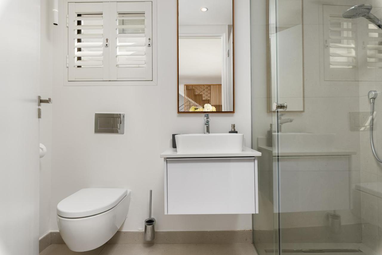 9 Shell Road Cape Town