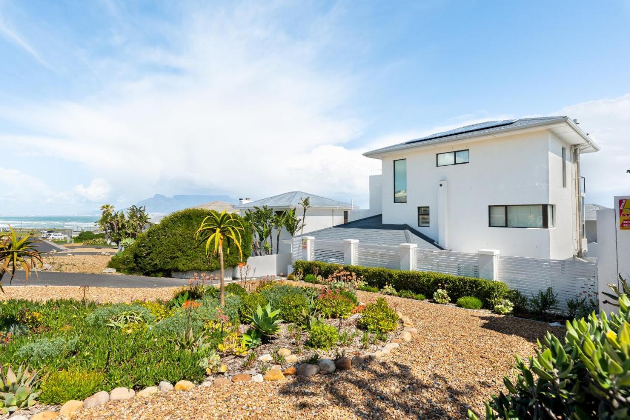 Villa 9 Shell Road Cape Town