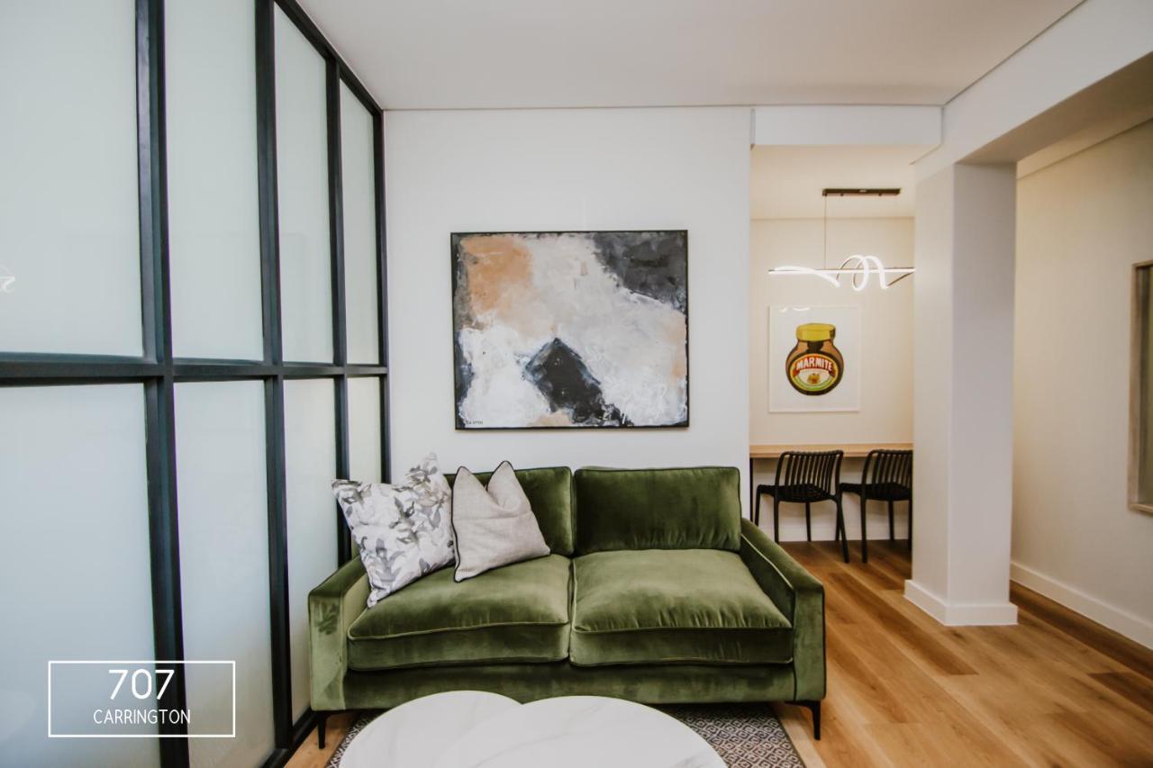 The Carrington Floor Luxury Apartment *