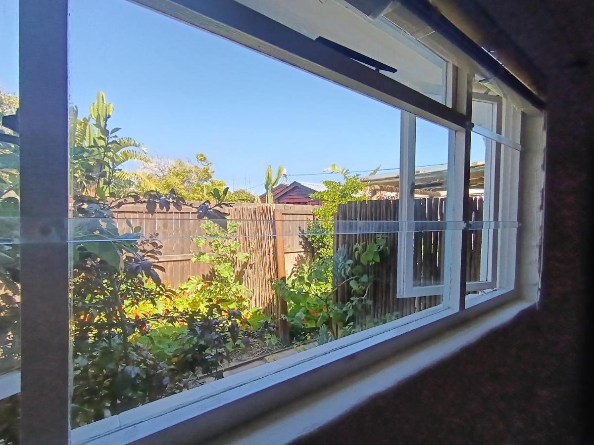 Private & Spacious Olive In Bloubergstrand Cape Town
