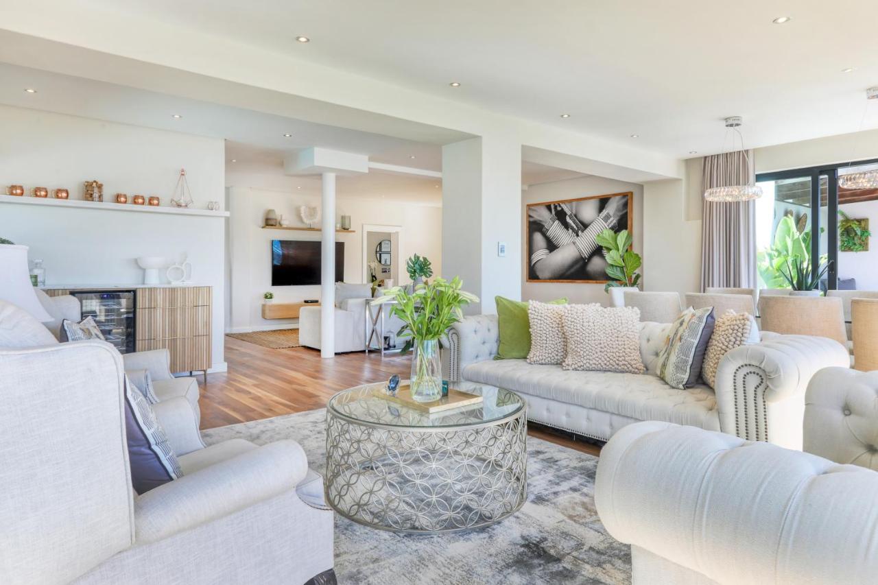 Maison De La - Luxury Camps Bay With Pool And Ocean View Cape Town