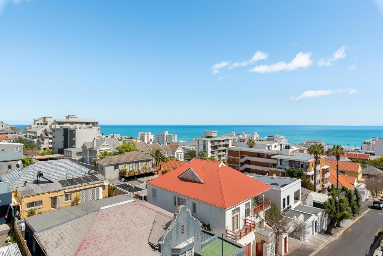 Stylish Fresnaye Studio - The Ivory 403 * Cape Town
