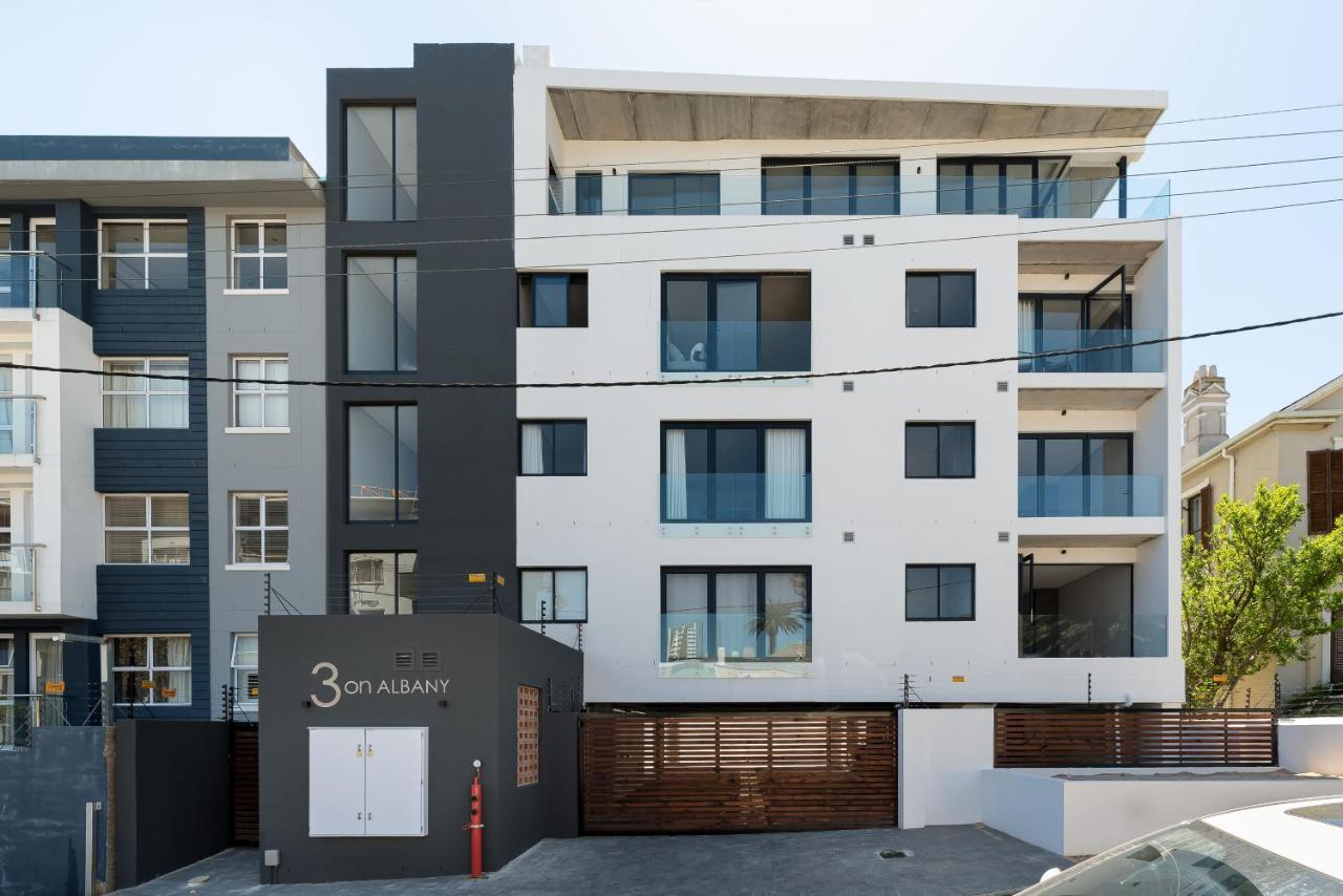 3 On Albany Luxury *