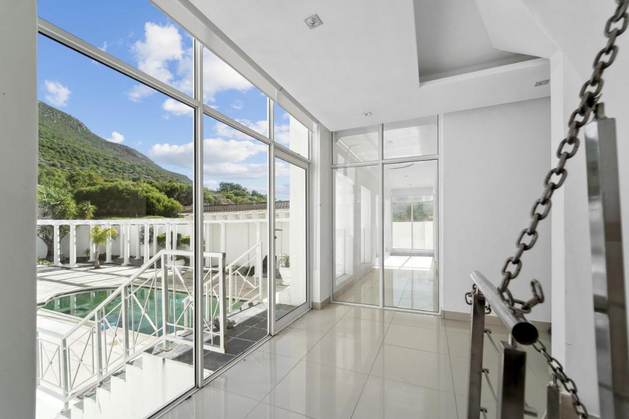 Livadia Palace Hout Bay *