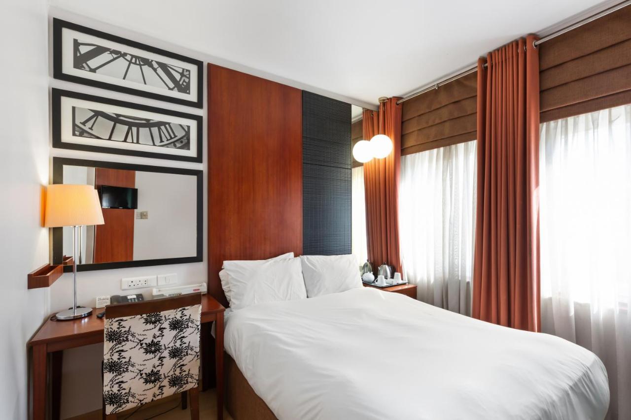 Hotel Neighbourgood East 3*