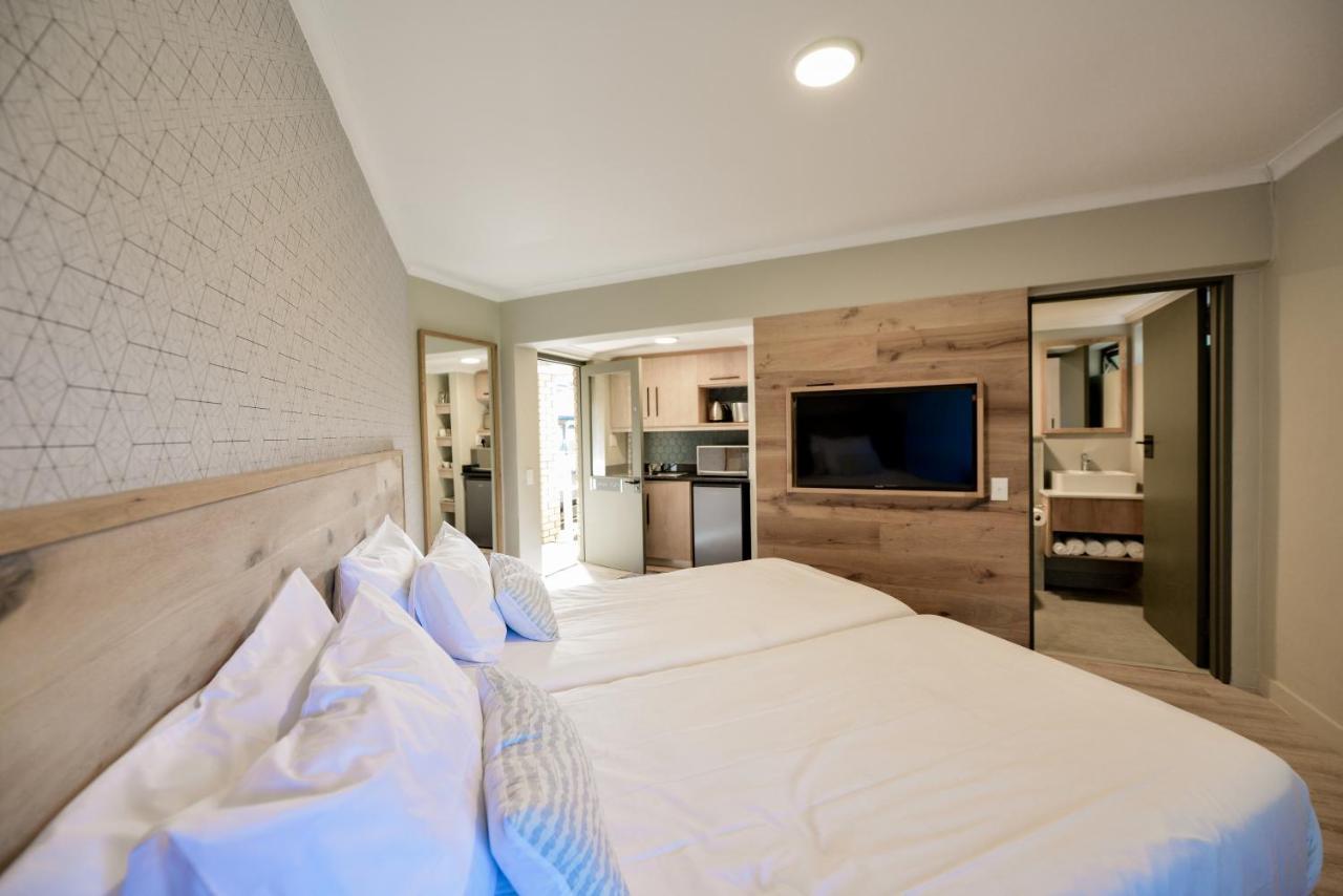 Aparthotel Africa House