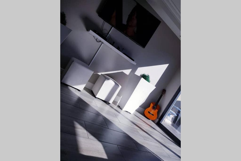 Apartment Modern *