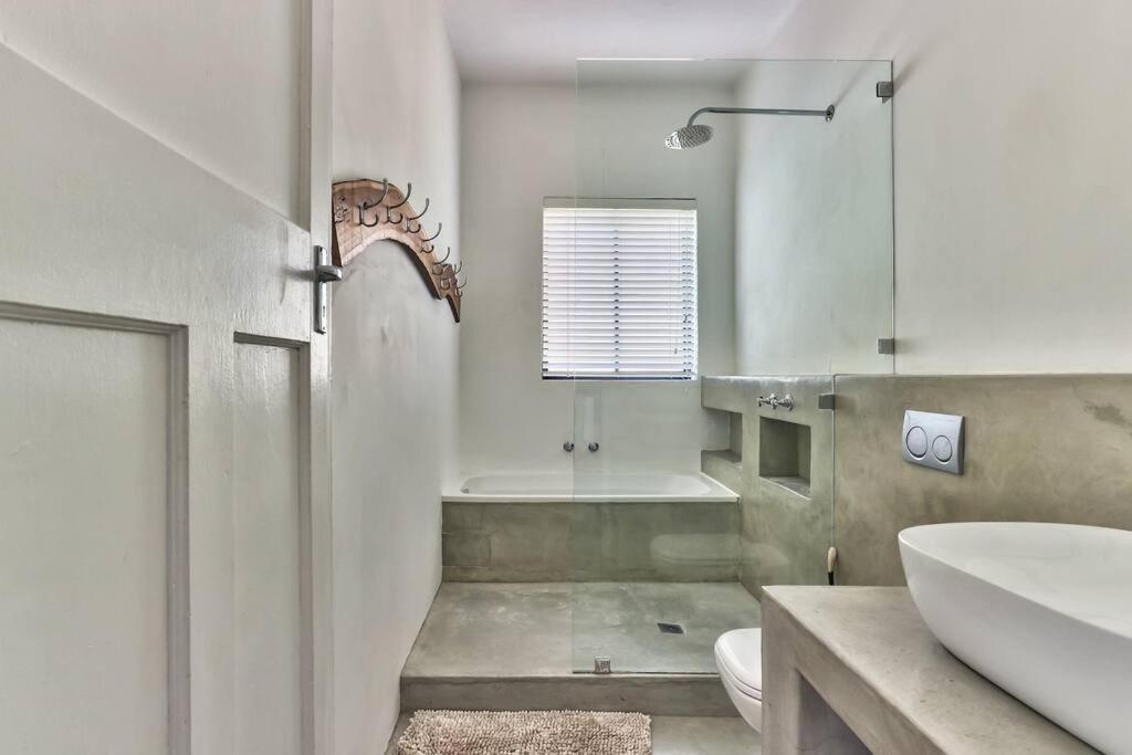 Apartment Westminster 2 Bedroom In Sea Point Cape Town