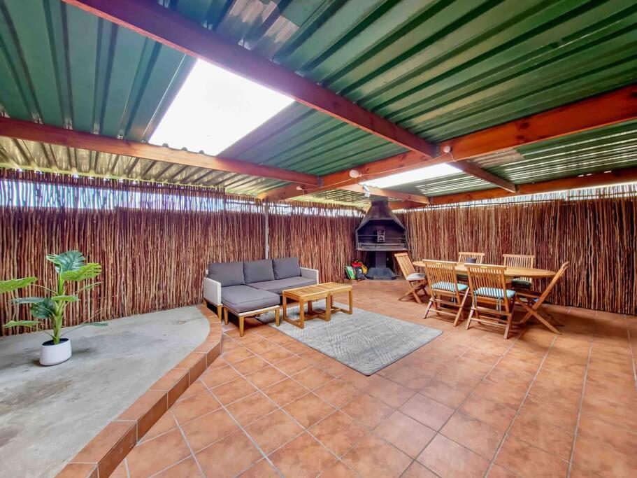 Self Check In-family Home-4 Km From Blouberg Apartment