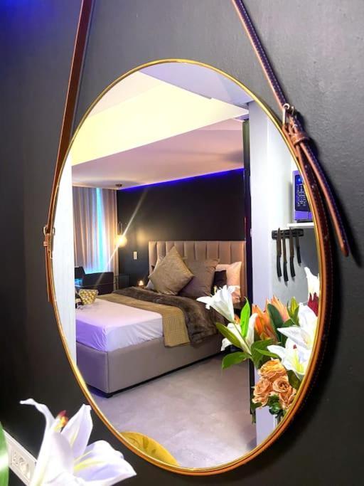 Apartment Luxury Centre- Walk To Cticc *