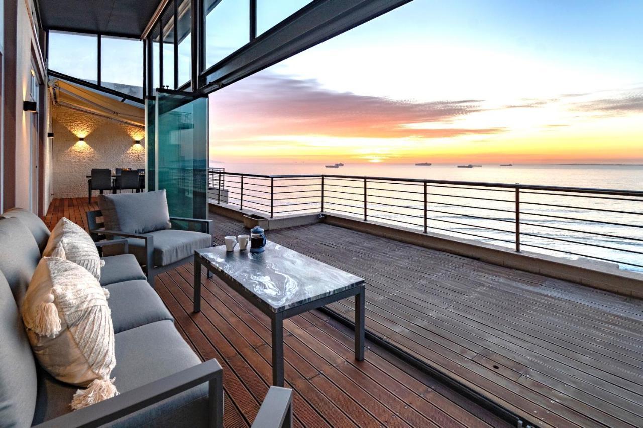 Apartment Serviced Penthouse, 100k Gemstone Display, Ensuite