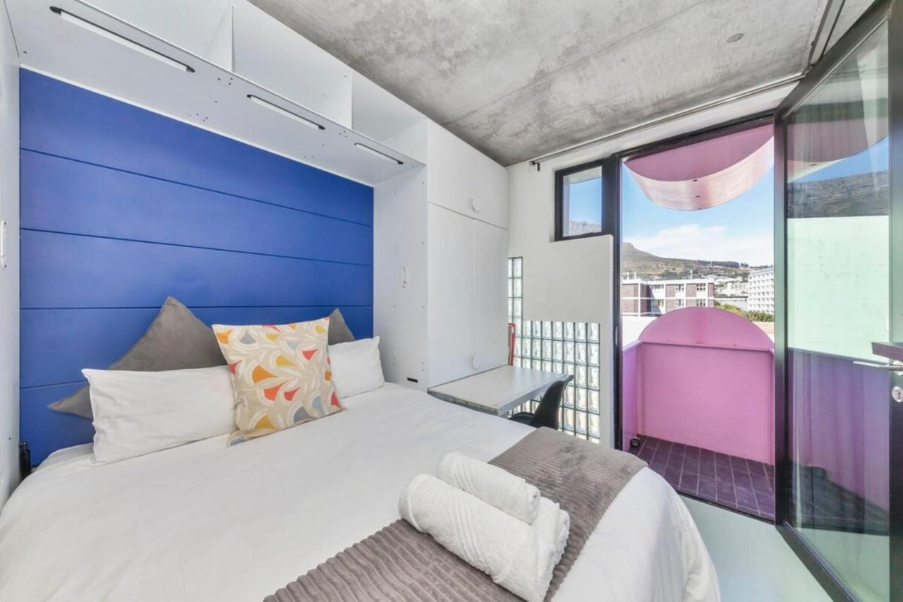 Modern Tranquil Cbd! Apartment Cape Town
