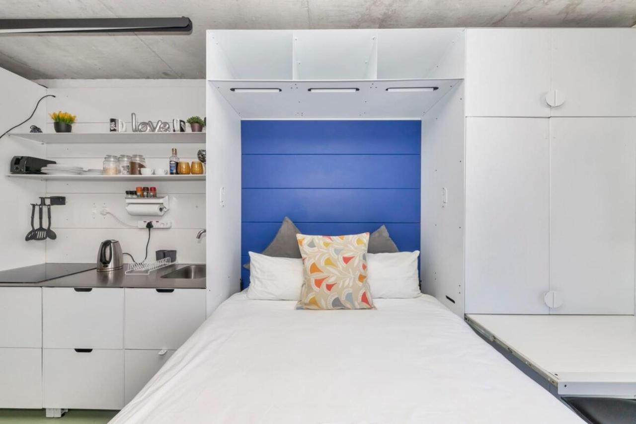 Modern Tranquil Cbd! Apartment
