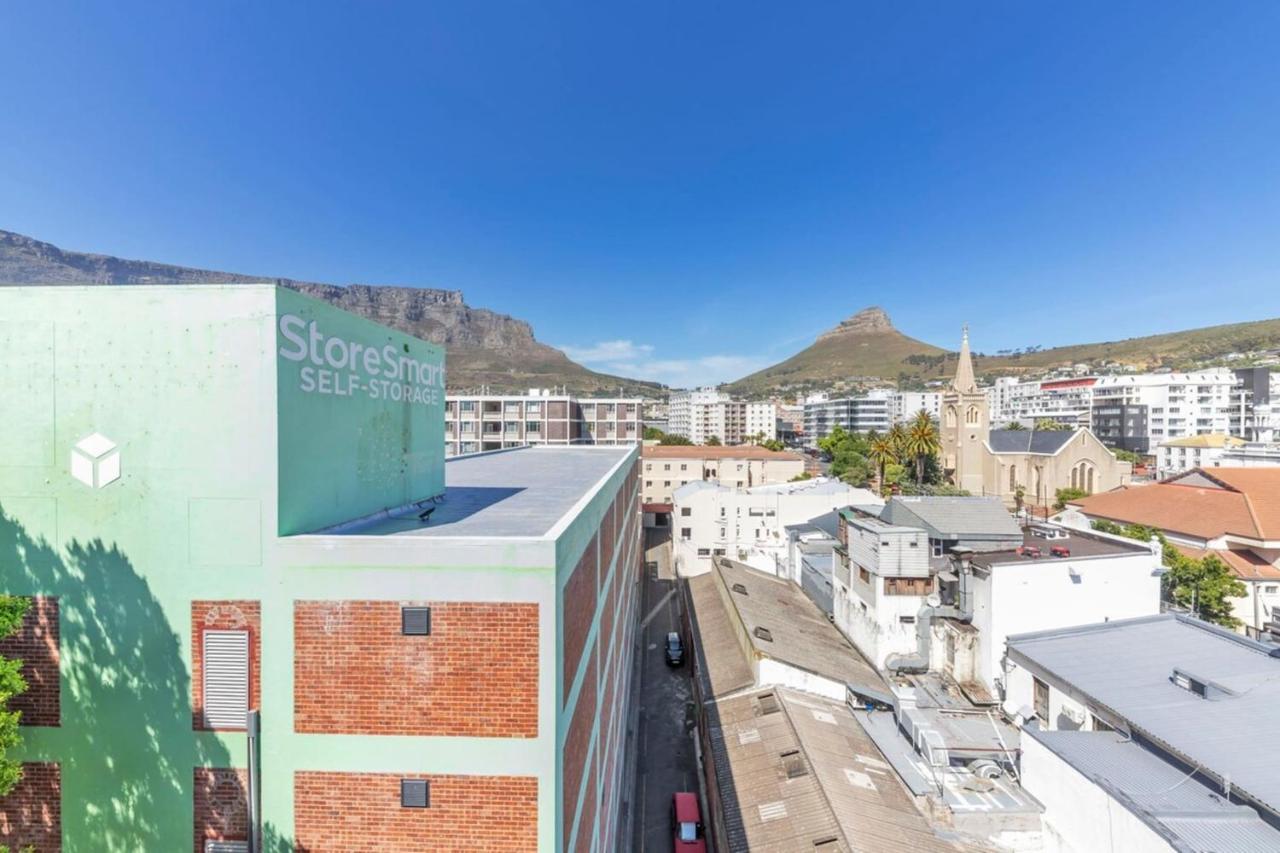 Apartment Modern Tranquil Cbd! *