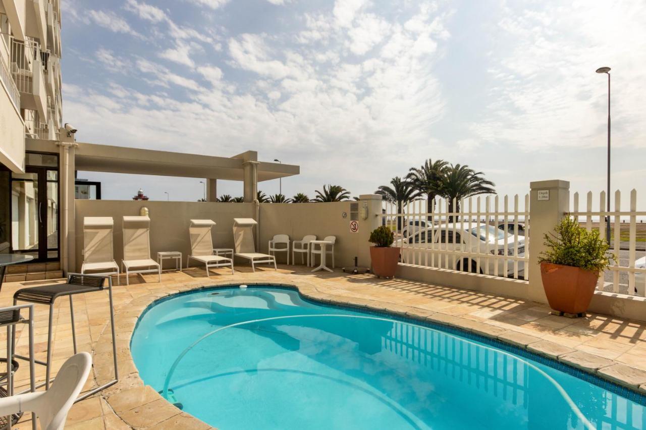 Mouille Point Apartment