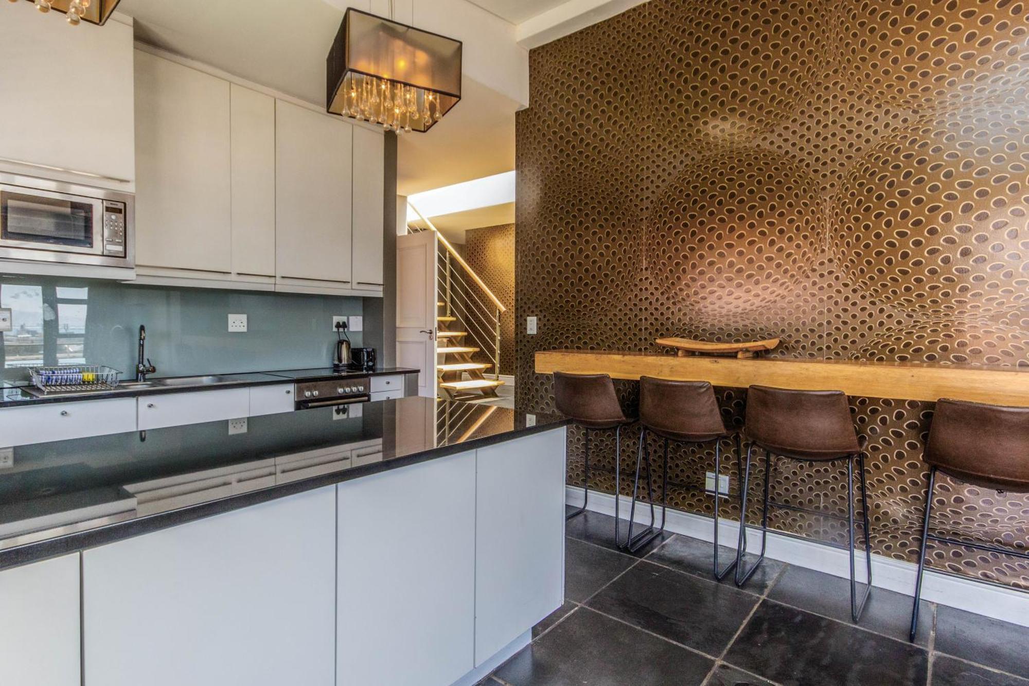 Two Bedroom Luxury * Cape Town