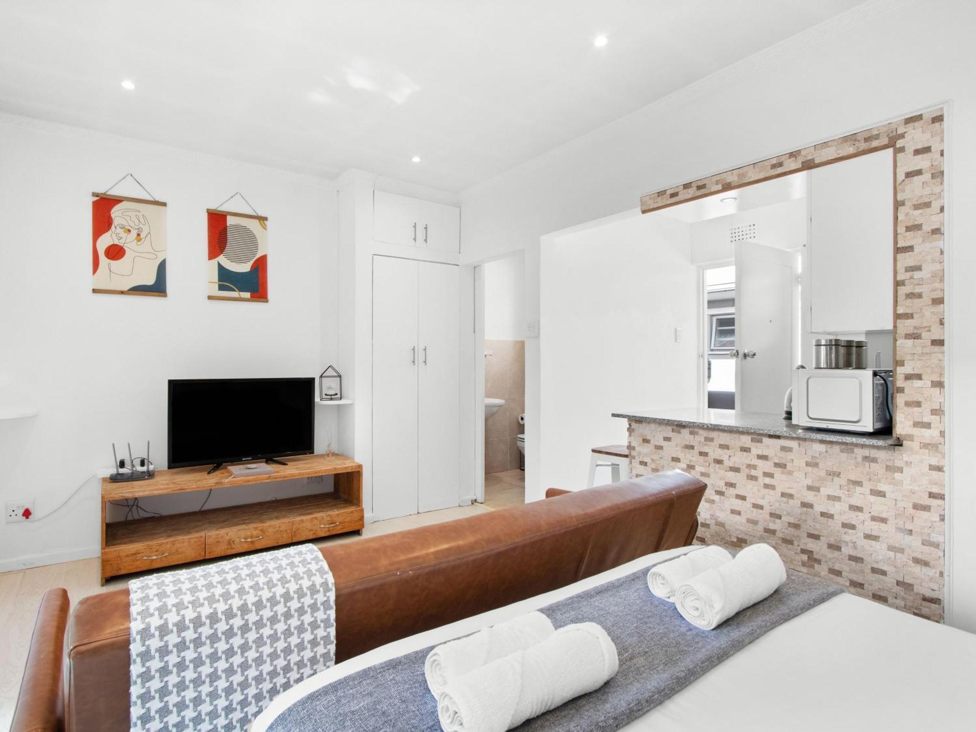 Apartment Fairmile Urban Oasis *