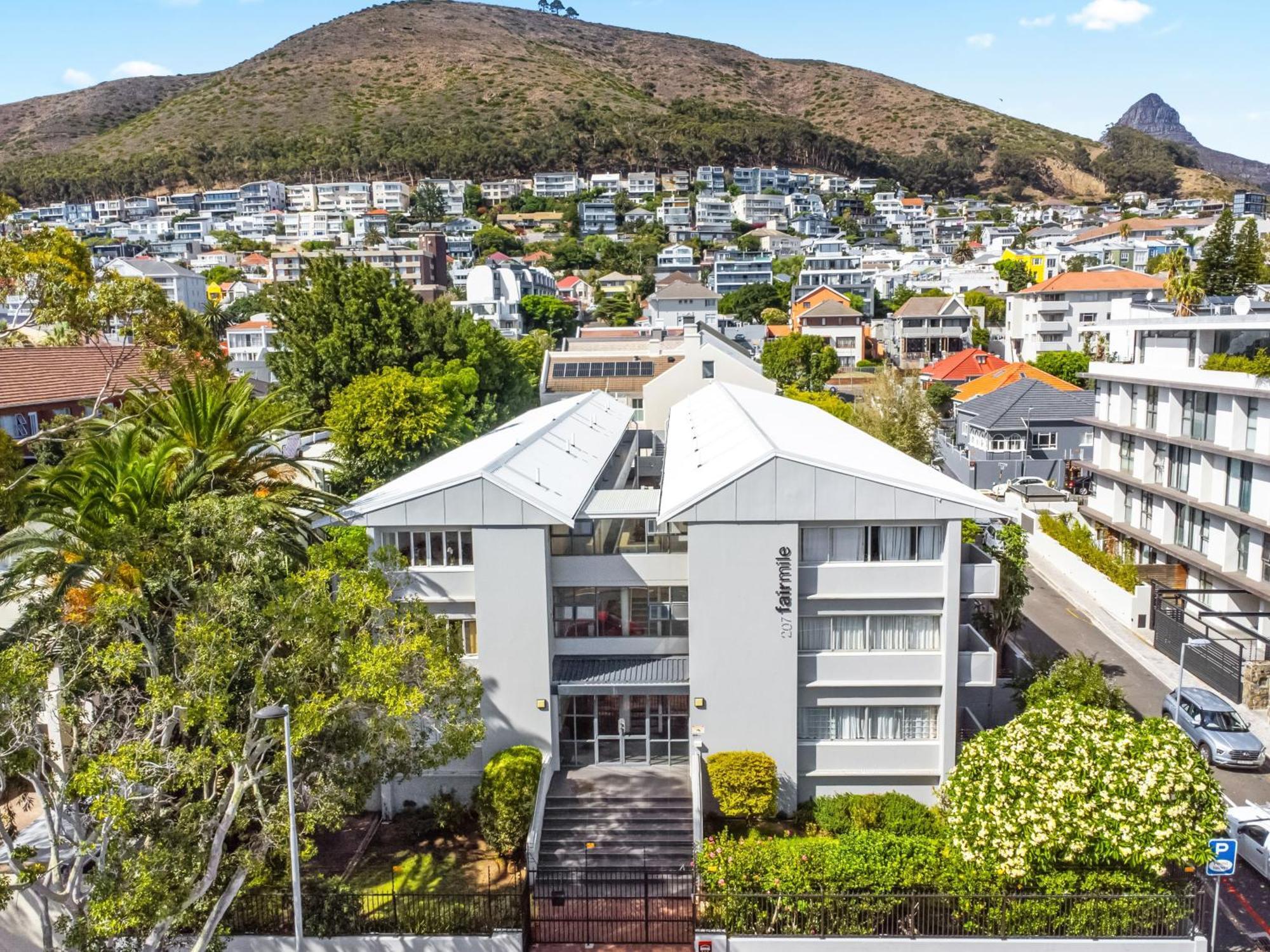 Fairmile Urban Oasis