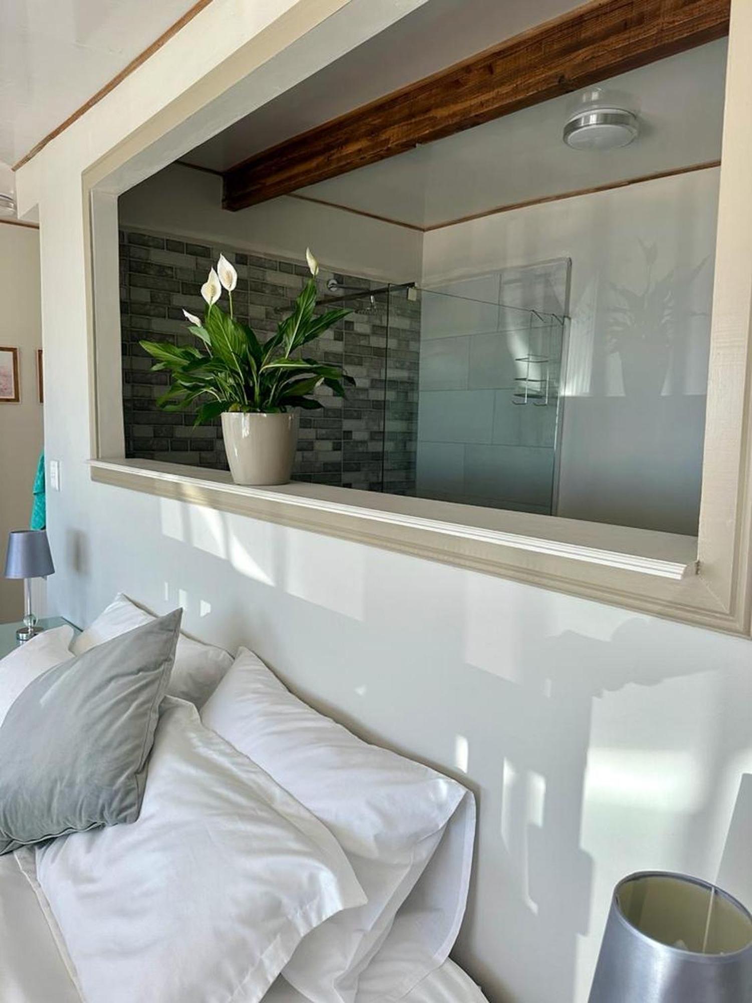 Blue Bay Bayview Bed & Breakfast