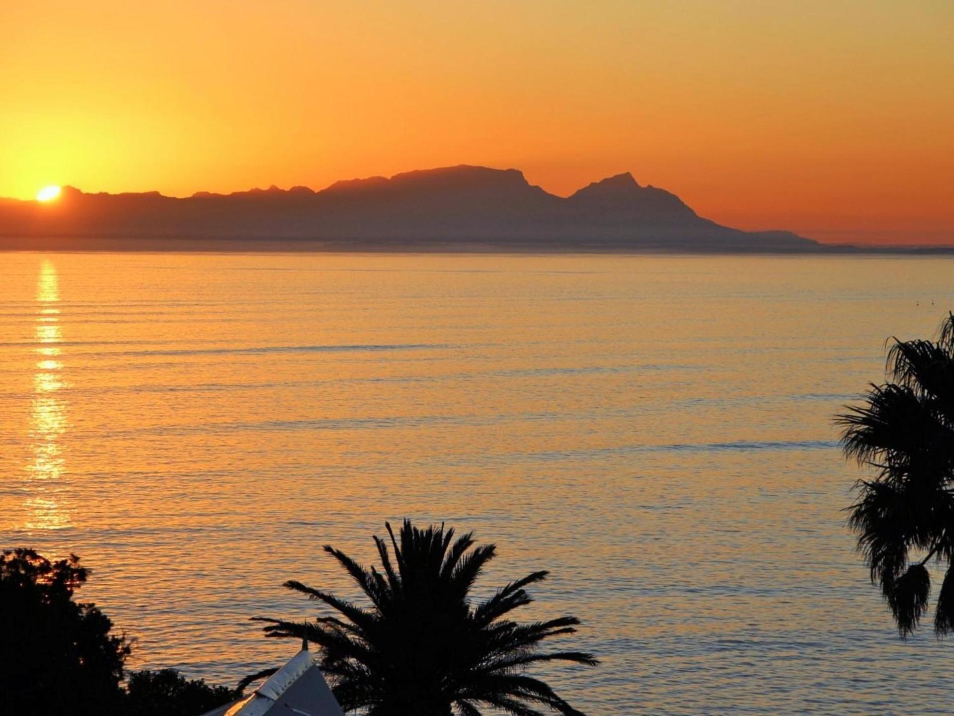 Terrace-on-sea-holiday Made Simple! Sleeps 4 Cape Town