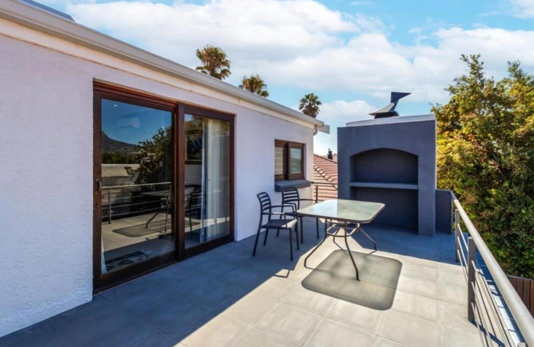 African Aviator - Graphite Luxury Self Catering Unit *