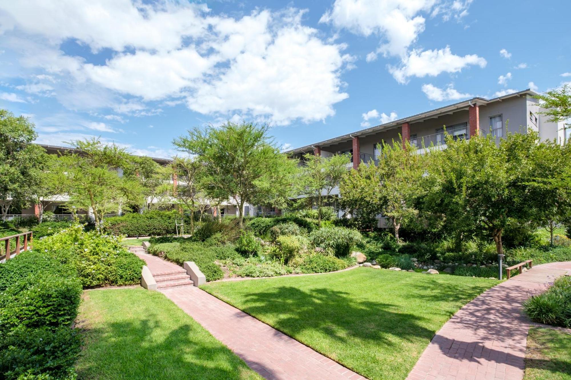 Belina - Mayfair Premier Apartment Cape Town
