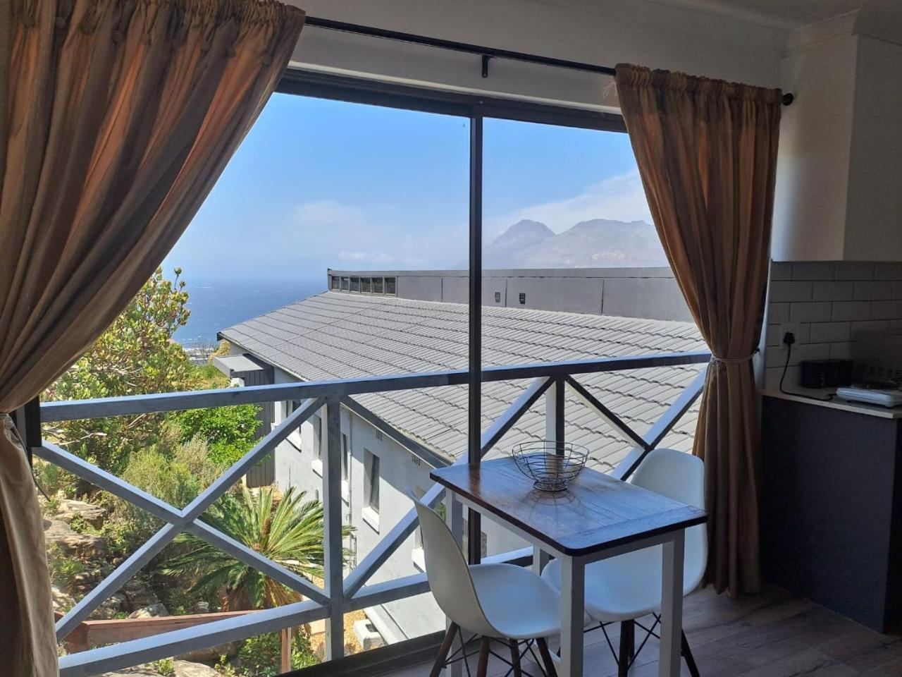 Apartment In Glencairn