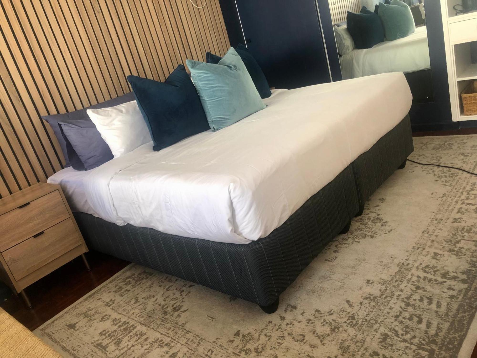 Blue In Mouille Point Apartment Cape Town
