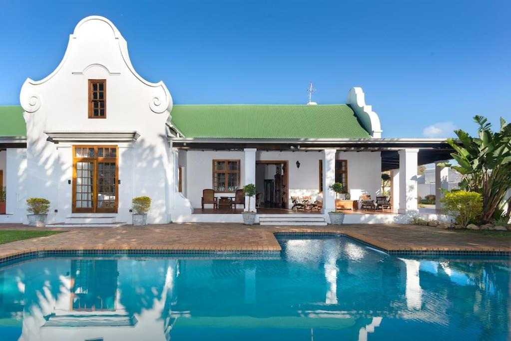 Pousada Historical Cape Dutch Homestead *