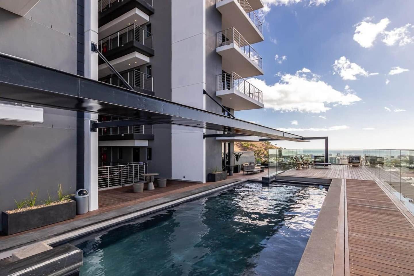 Apartment 16 On Bree Unit 2117 Cape Town