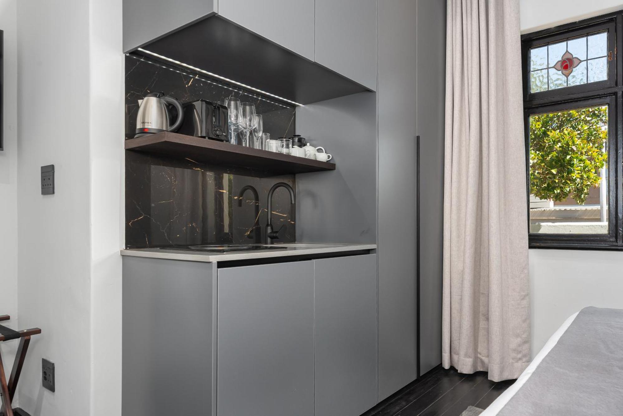 Calais Heritage House Apartment Cape Town