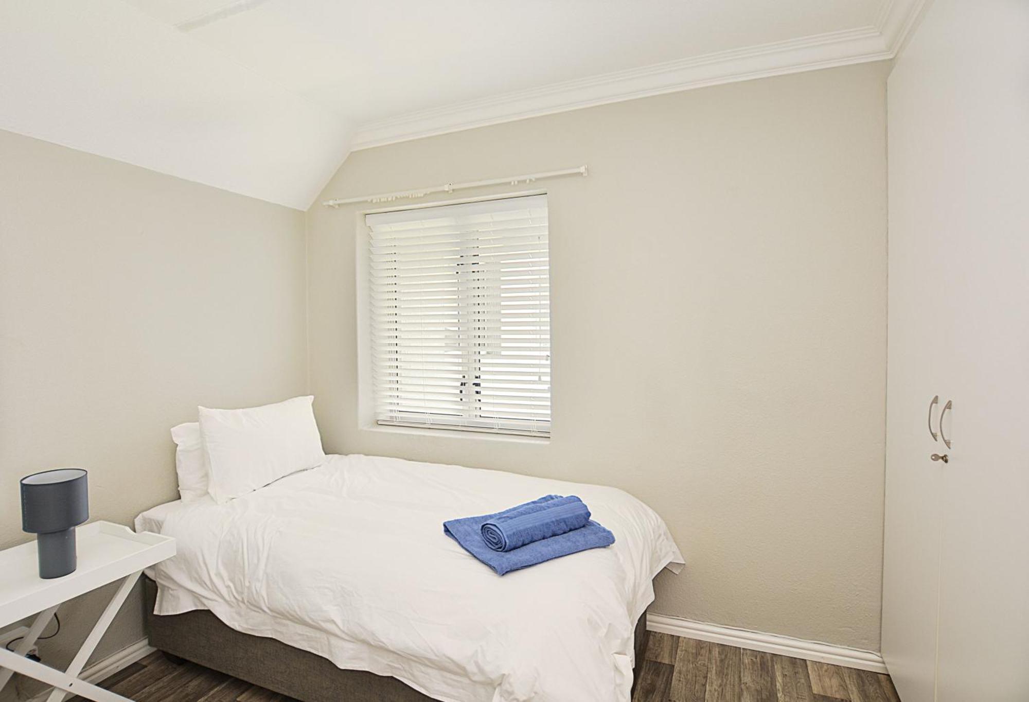 Apartment 49 Mont Serrat Blouberg Cape Town