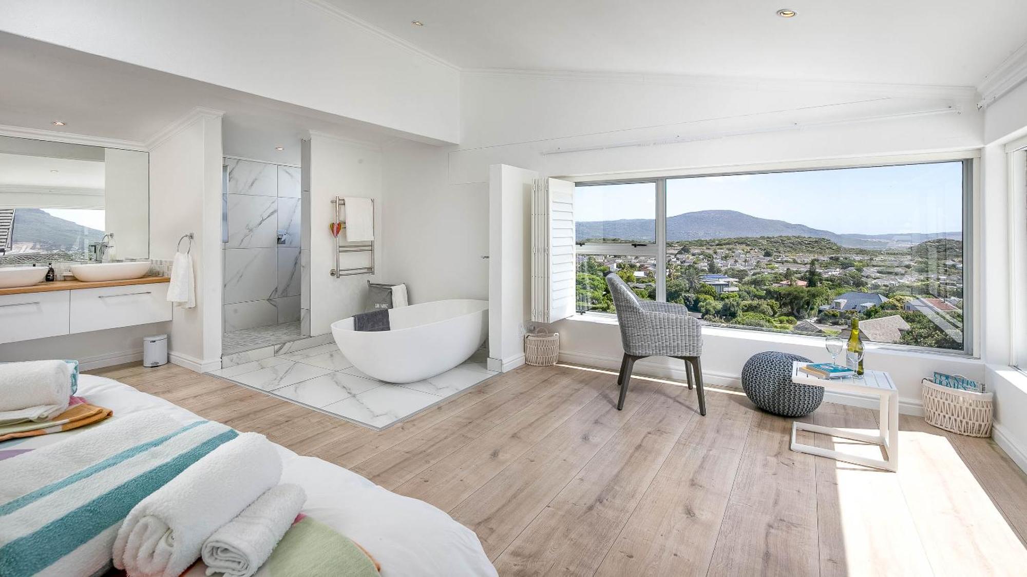 Villa Two Oceans - Solar Backup Power *