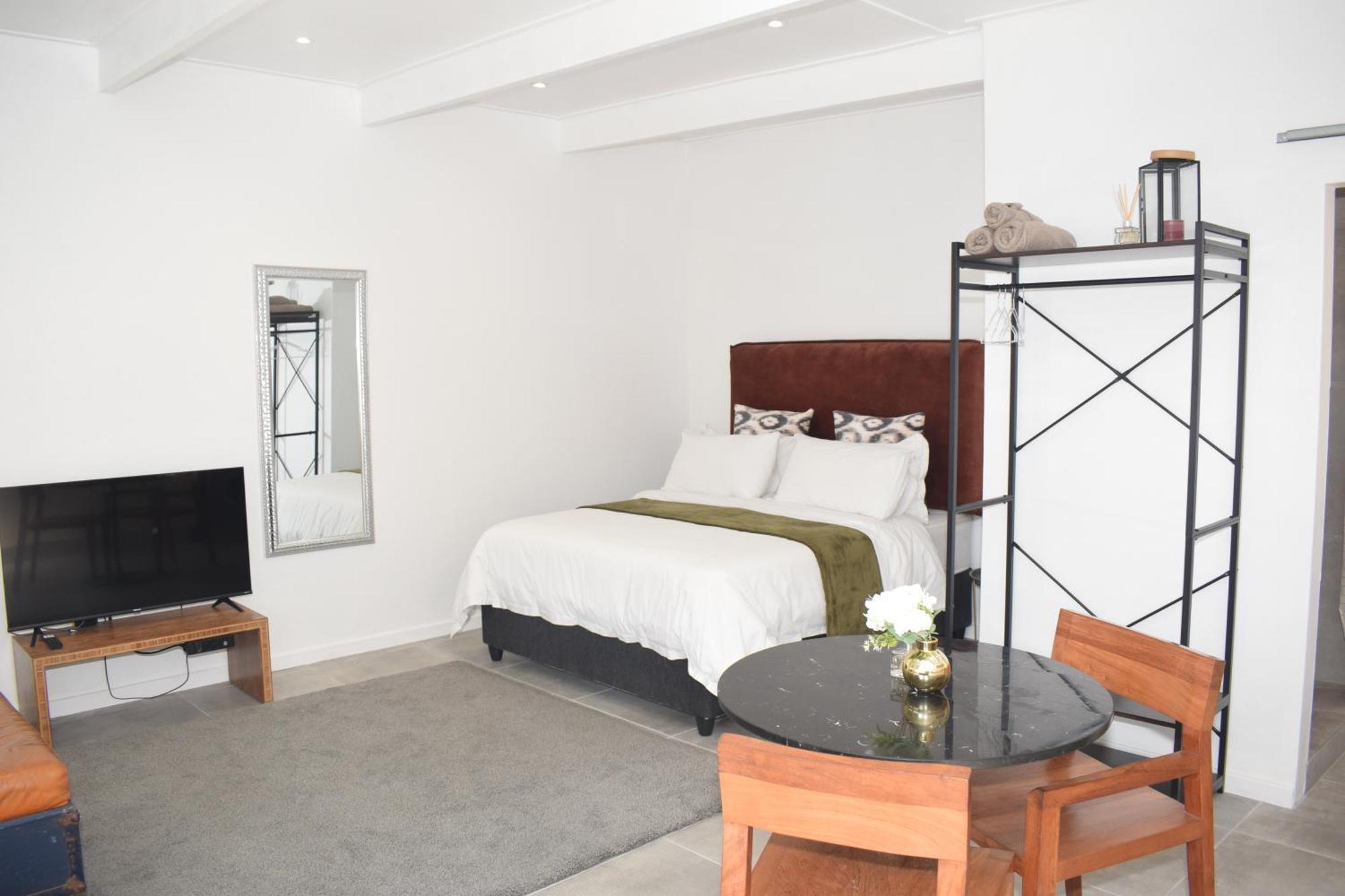 House On Pringle * Cape Town