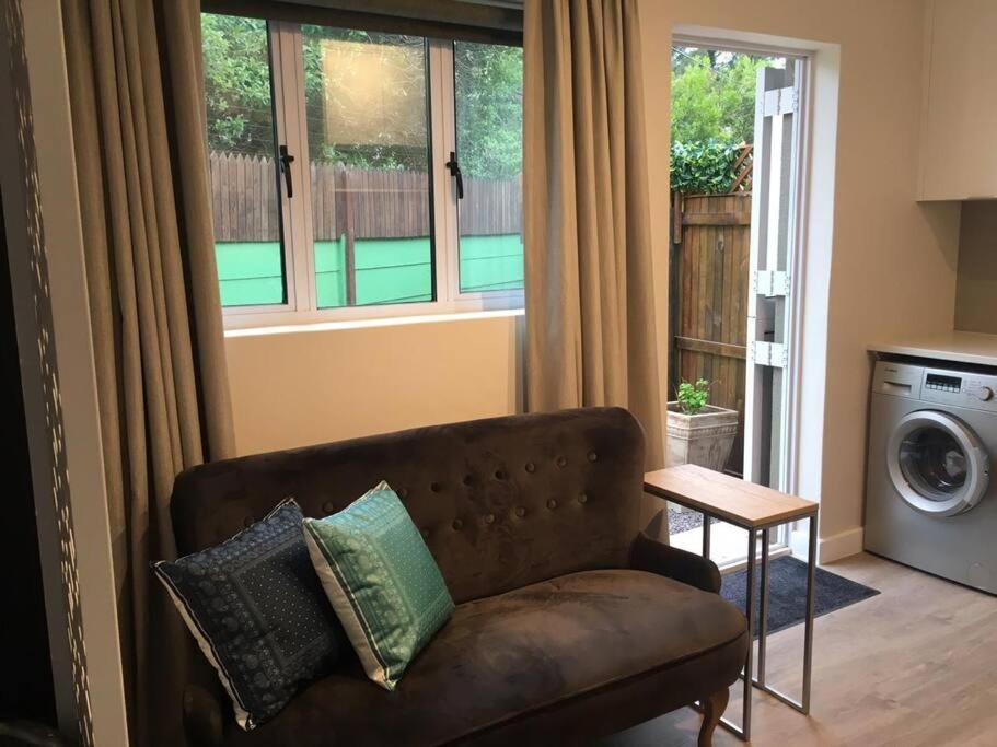 Lovely In Pinelands, Apartment