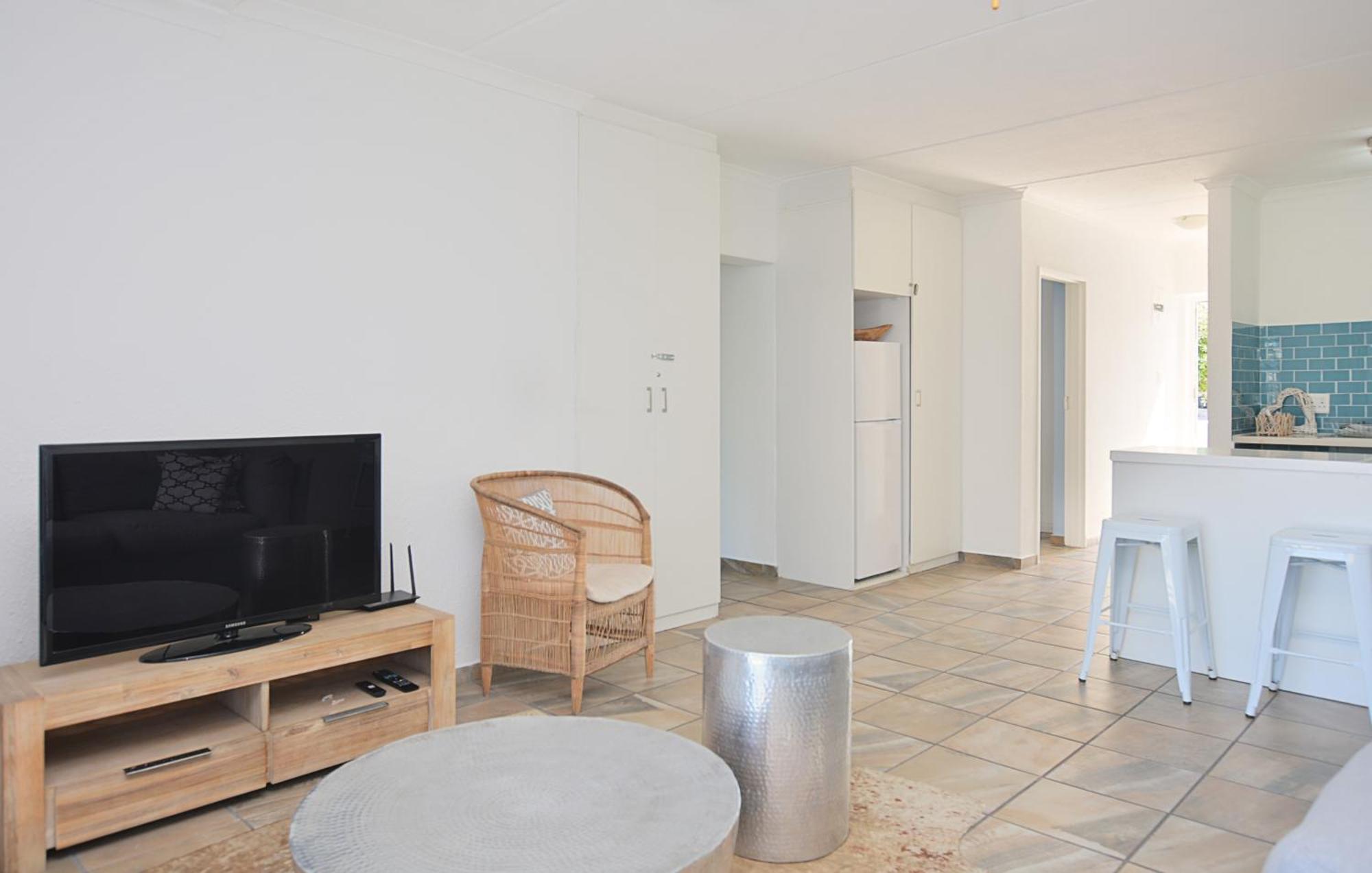 49 Mont Serrat Blouberg Apartment