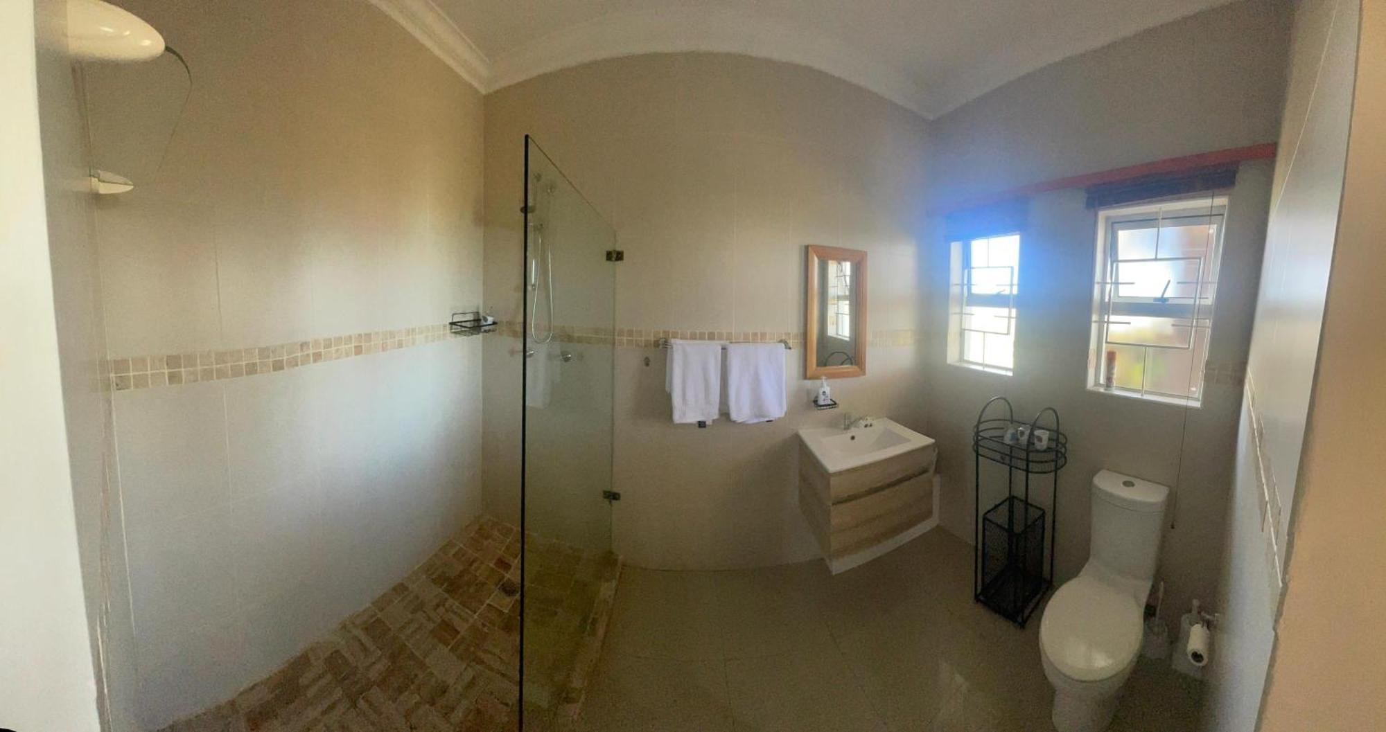 The Sanctuary Estate 3* Cape Town