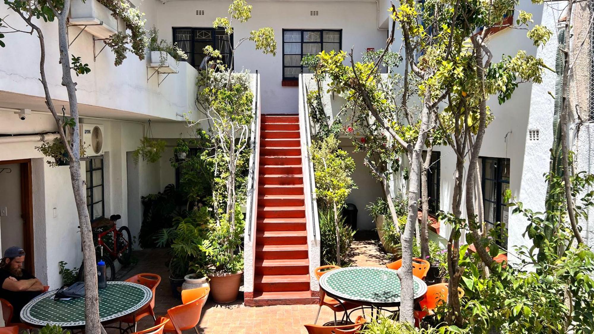 Long Street Backpackers (adults Only) *