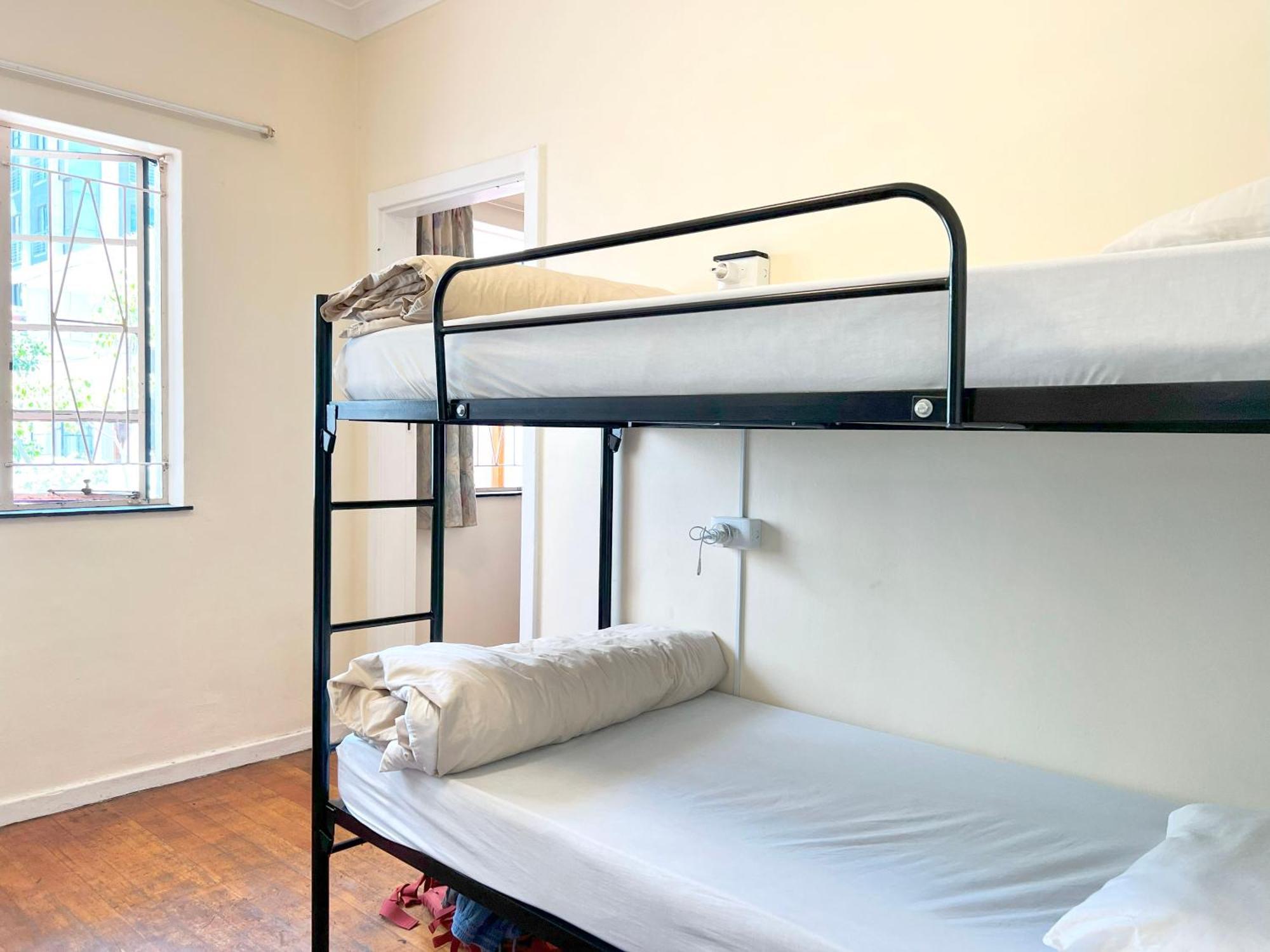 Long Street Backpackers (adults Only) Hostel